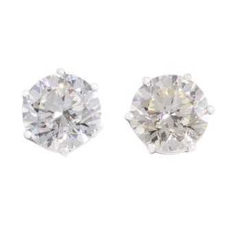 Pair of solitaire studs, with 2 brilliant-cut diamonds, 
