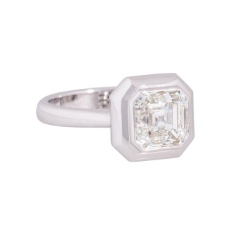 Ring mit Diamant im Smaragdschliff, 3,01 ct,