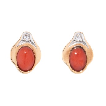 Paar Ohrstecker mit 2 Korallen und 2 Diamanten,