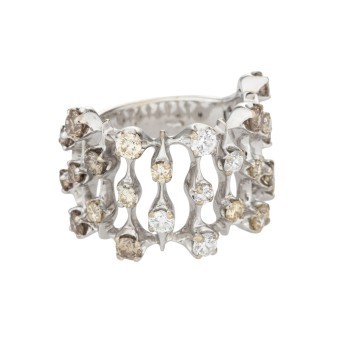 Ring mit 27 Brillanten