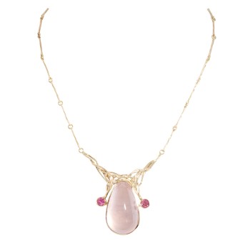 Collier mit Rosenquarz flankiert von 2 rosa Turmalinen,
