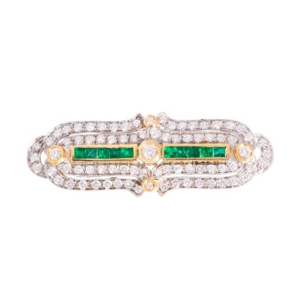 Brosche mit Smaragdcarrés und Brillanten von zus. ca. 1,8 ct,