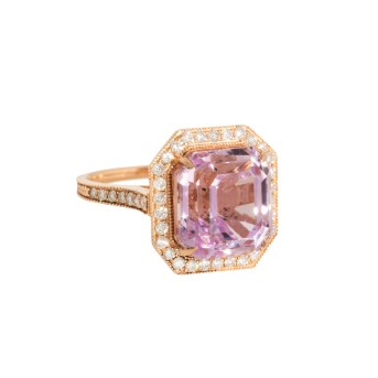 Ring with kunzite of approx. 9.91 ct 