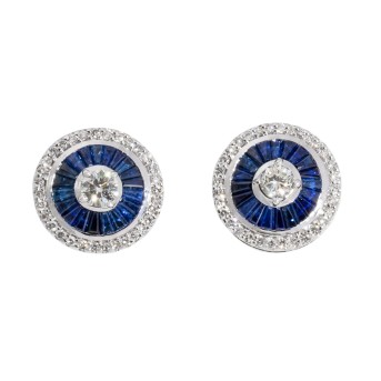 Paar Ohrstecker mit Saphiren im Trapezschliff