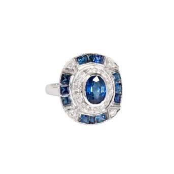 Ring with sapphires totaling 1.76 ct, 