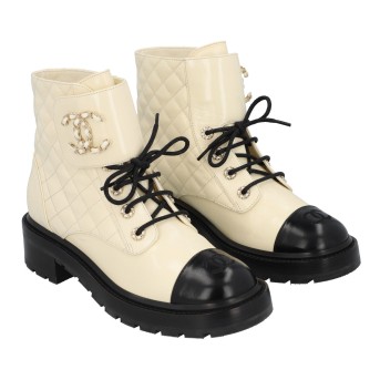 CHANEL CHANEL Boots, Gr. 40,5.