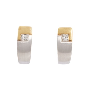 Pair of stud earrings with 2 princess-cut diamonds, each 0.08 ct (eng.),