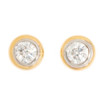 Pair of solitaire ear studs with 2 brilliant-cut diamonds totaling ca. 1.2 ct. 