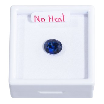Loose natural-colored sapphire 