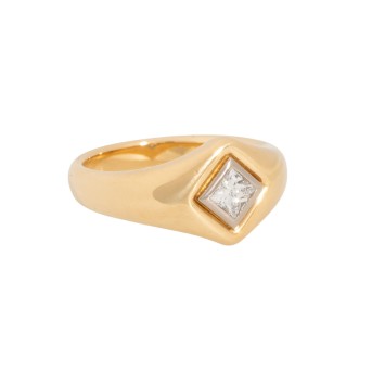 Ring mit Diamant im Princess-Cut von ca. 0,3 ct,