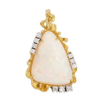 Pendant with opal and diamonds totaling approx. 0.54 ct, 