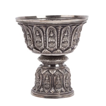 Fußschale aus Silber. THAILAND, 20. Jh.,