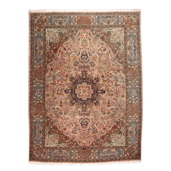 Orientteppich. TÄBRIS/PERSIEN, ca. 1970, 390x300 cm.