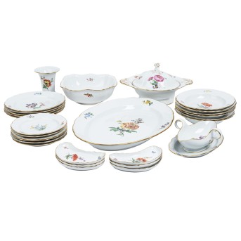 MEISSEN dinner service 'German Flower', 1924-34,
