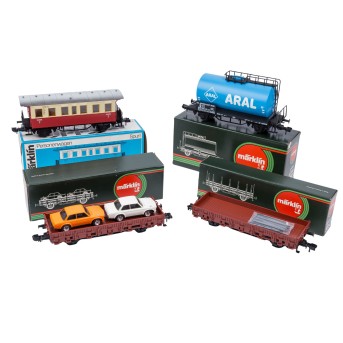 MÄRKLIN 4tlg Konvolut Güter- und Personenwagen, Spur 1,