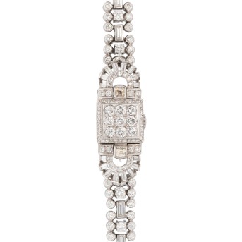 Art Déco Schmuckuhr mit zahlreichen Diamanten