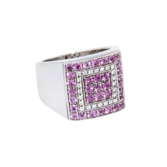 Ring mit 33 pinken Saphiren und 24 Brillanten,