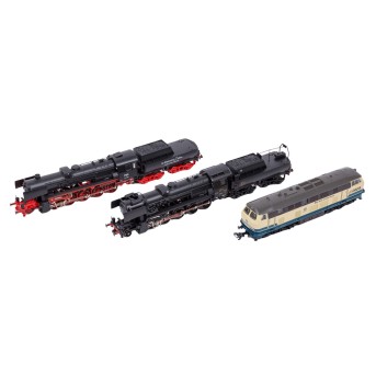 MÄRKLIN 3-piece set of locomotives, H0 gauge