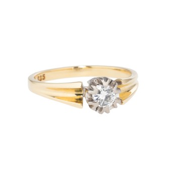 Ring mit Brillant,