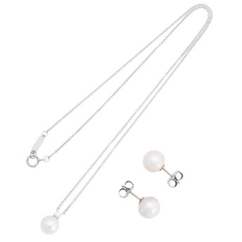 TIFFANY & CO. Signature Pearls&quot; necklace