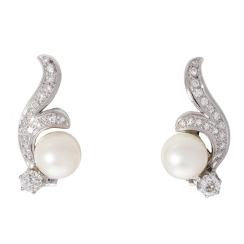 Ohrclips mit Perlen und Diamanten zus. ca. 0,9 ct,