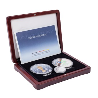 BRD /SILBER - 2 x Gedenkmedaillen FIFA WM Deutschland 2006 PP