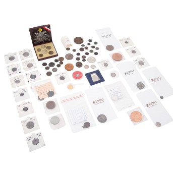 Coins from antiquity to modern times, with gold and silver -