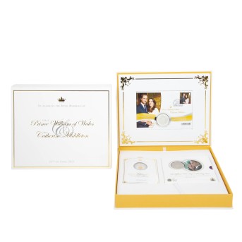 Gedenkkassette zur Hochzeit von Prinz William und Kate darunter 1x Goldmünze