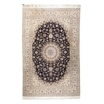 Orientteppich mit Seide. NAIN/IRAN, 20. Jh., 323x216 cm.