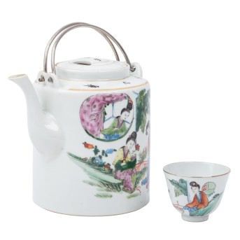 Teapot and a small bowl. CHINA, 20th century,