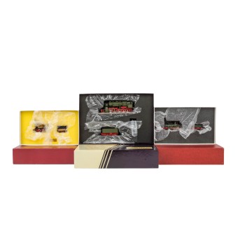 Collection of three locomotives from different model railroad manufacturers, H0 scale,