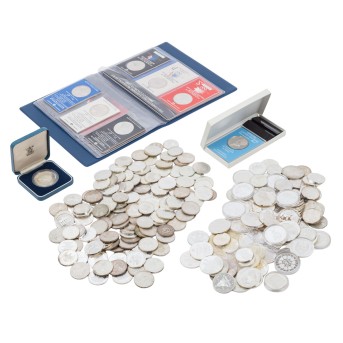 Mixed lot of silver coins and medals. Approx. 200 pieces.