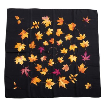 HERMÈS silk carré &quot;A WALK IN THE PARK&quot;,