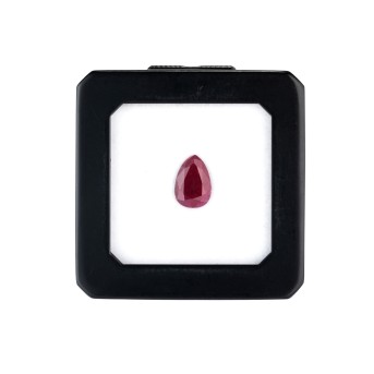 Loser Rubin von 4,21 ct,