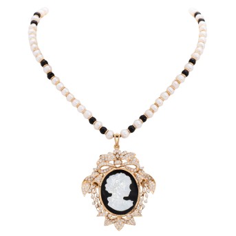 Necklace with diamonds totaling ca. 3 ct,