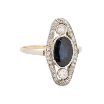 Ring mit Saphir, Diamanten