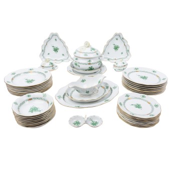 HEREND &quot;Dinner service for 8 persons&quot;, mark after 1967.