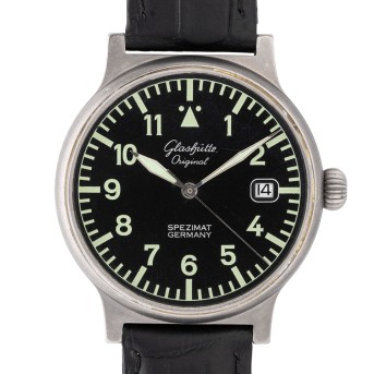 GLASÜTTE ORIGINAL Spezimat Titan Fliegeruhr mit Box.