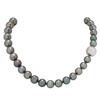 Necklace made from Tahitian pearls,