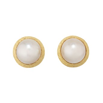 Pair of clip earrings with Mabé pearls,