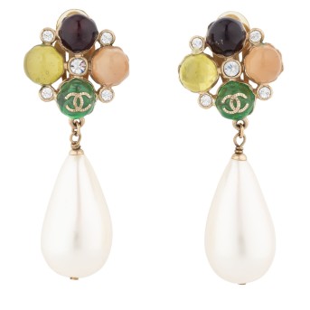 CHANEL ear clips, coll: Spring 2008.