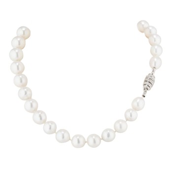Necklace made from South Sea pearls,