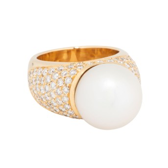 Ring mit Perle und Brillanten,