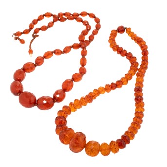 Konvolut aus 2 Bernsteinketten facettiert,