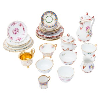 MEISSEN, POTSCHAPPEL u. a., 26-tlg. Konvolut, 20. Jh.: