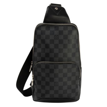 LOUIS VUITTON LOUIS VUITTON Umhängetasche 'AVENUE SLINGBAG'.