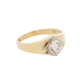 Solitaire ring with brilliant-cut diamond of approx. 0.7 ct