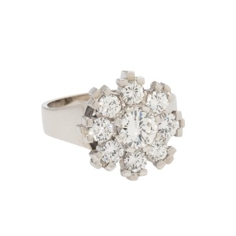 Ring with diamonds totaling approx. 1.8 ct