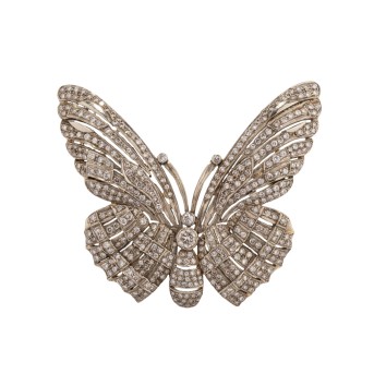 Butterfly&quot; brooch with numerous diamonds
