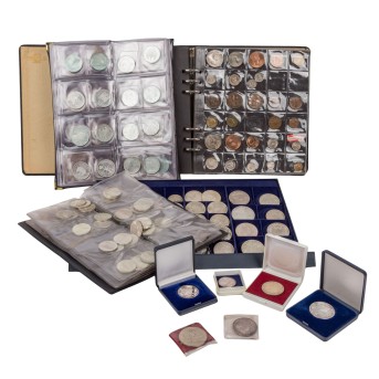 All World/ Silver - Mixed lot, in total over 2 kg fine silver